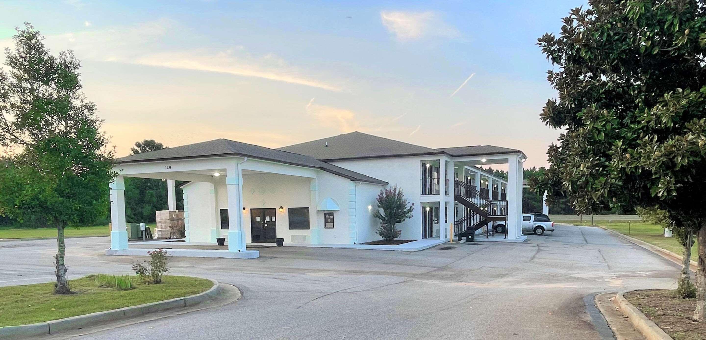 Days Inn Sandersville Exterior photo