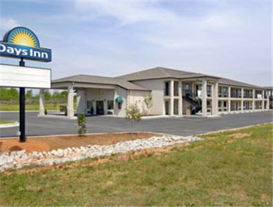 Days Inn Sandersville Exterior photo